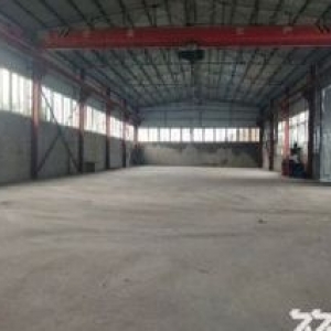 于洪马三家附有厂房750平，举架8米，有5吨吊车