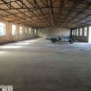 于洪工业园附近厂房4500平砖混结构，举架7.5米，宽24米