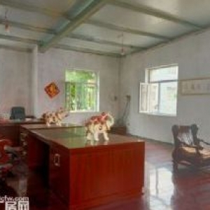 沙岭工业园厂房两层1900平，有办公住宿，二层3.5米有货梯