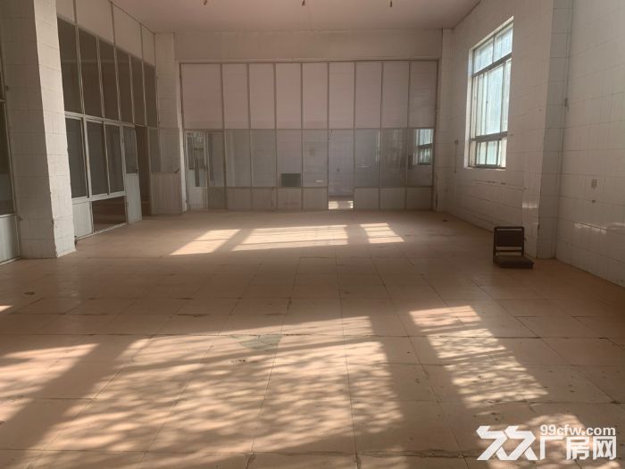 沈抚新区有厂房29000平厂房，大吊车，动力电大，举架17米，地坪漆