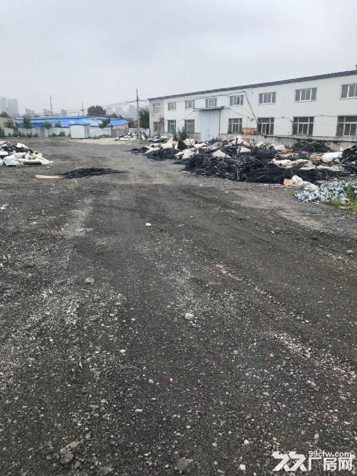 和平区上河湾附近厂房900平，举架9米，动力电180千瓦，独门独院。